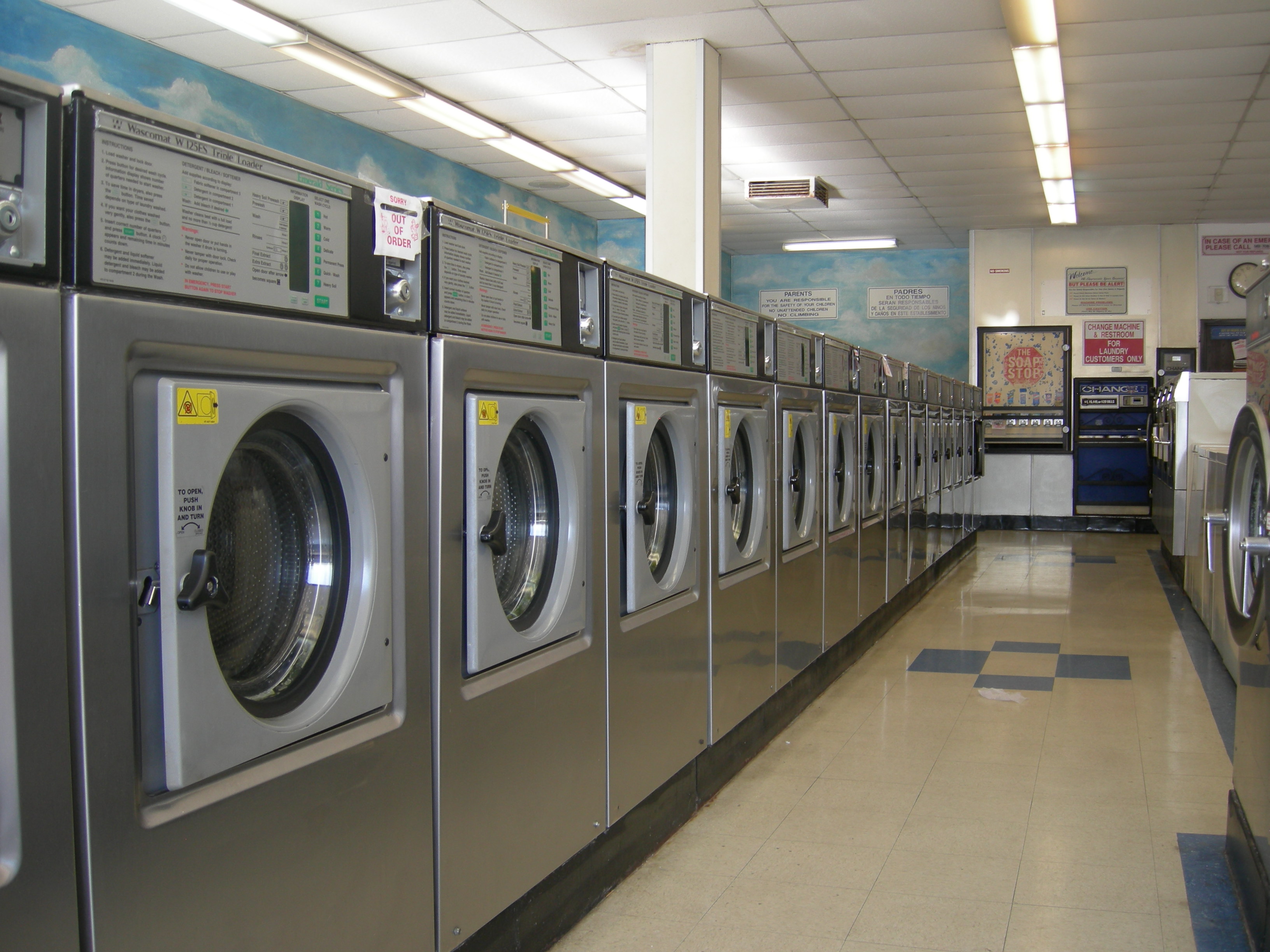 Warm Friendly Designed Laundromat Norwalk! BIZ
