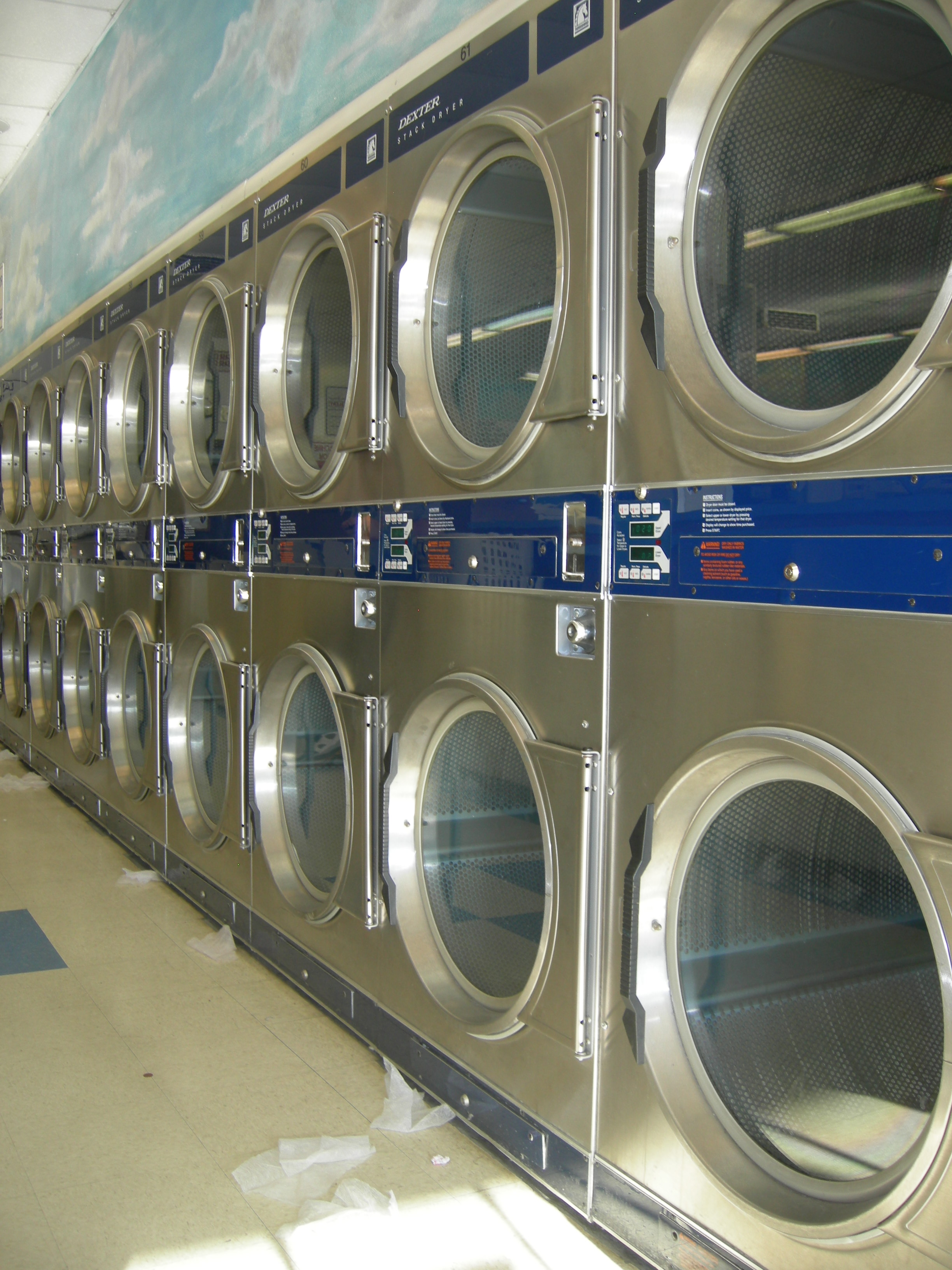Warm Friendly Designed Laundromat Norwalk! BIZ